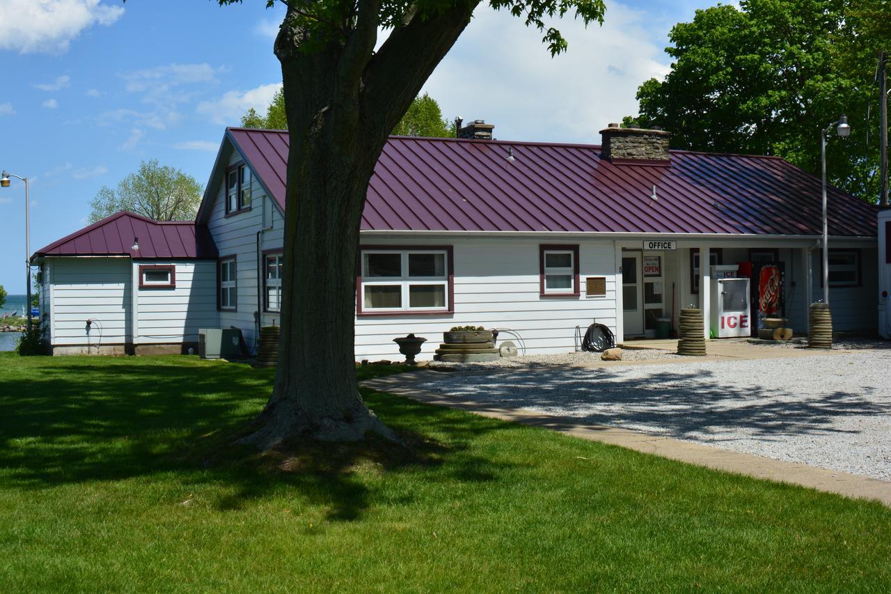 Whalens Grindstone Shores Inc. Hotel Frankenmuth Exterior foto